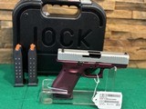 Glock 19 Black Cherry - 1 of 3