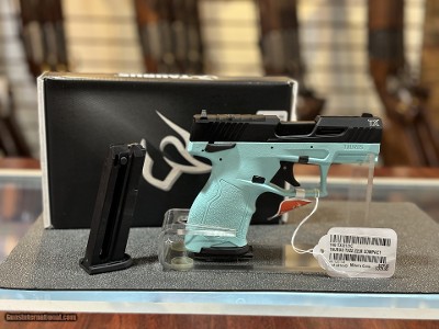 Taurus TX22 Compact Black/Cyan