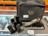 USED Taurus PT24/7 G2 - 7 magazines included!! - 3 of 4