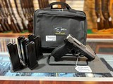 USED Taurus PT24/7 G2 - 7 magazines included!! - 1 of 4