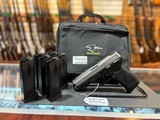 USED Taurus PT24/7 G2 - 7 magazines included!! - 2 of 4