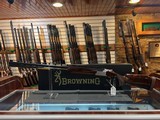 Browning 725 Trap
(LEFT HAND) - 1 of 12