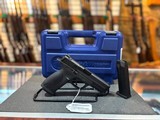 USED Smith and Wesson M&P40 - 1 of 4