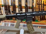 USED Smith and Wesson M&P15-22 - 4 of 11