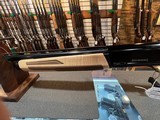 New Browning Maxus 11 Hunter Maplewood - 5 of 9