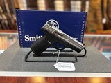 Smith and Wesson SD9 2.0 - 1 of 4