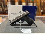 Smith and Wesson SD40 2.0 - 2 of 4