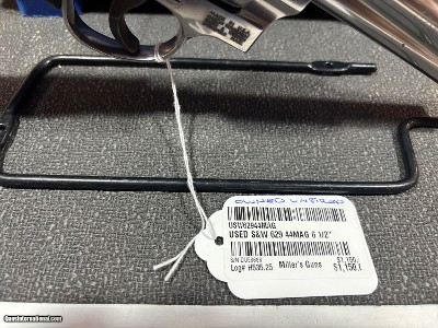Price Reduced!! USED Smith and Wesson 629 NEVER FIRED - Image 3 of 4