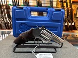 USED Smith and Wesson 686 Plus Deluxe 3" - NEVER FIRED - 1 of 5