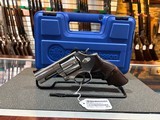USED Smith and Wesson 686 Plus Deluxe 3" - NEVER FIRED - 2 of 5