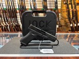 Glock 22 Gen 5 MOS - 1 of 4