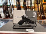 Smith and Wesson Bodyguard380 2.0 PC - 1 of 4