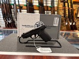 Smith and Wesson Bodyguard380 2.0 PC - 2 of 4