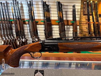 Price Reduced. USED Caesar Guerini Summit Impact 12ga 32
