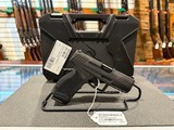Taurus GX4 Carry - 1 of 4