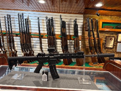 USED Smith and Wesson M&P15-22 - Consignment