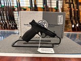 Smith and Wesson Bodyguard 380 2.0 PC