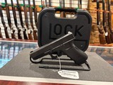 USED Glock 22 Gen 3 - 2 of 3