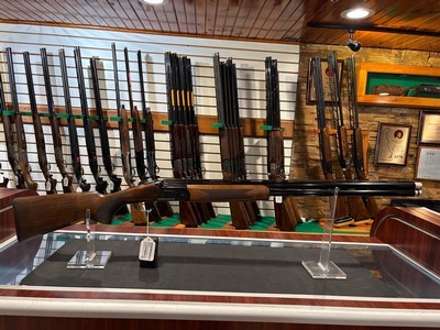 Mossberg Gold Reserve - Black - Image 1 of 5