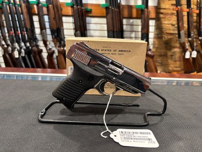 USED Cobra Enterprises FS32 - NEVER FIRED - Consignment - Image 1 of 4