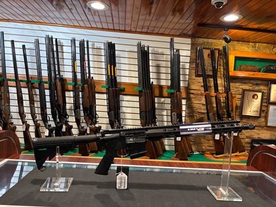 Smith and Wesson M&P15 Sport III *DE Compliant* - Image 1 of 4