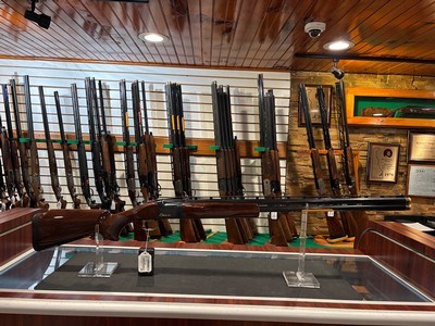 Browning Citori CX Trap 12ga 32" - Image 1 of 4