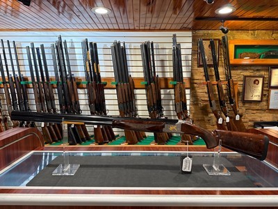 Browning Citori 425 - Millers Exclusive - Grade 6 - Image 2 of 12