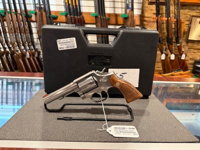USED Smith and Wesson Model 65 - Consignment - Image 2 of 3