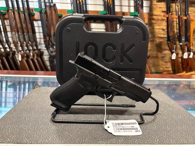 Glock 17 Gen 6 - Image 1 of 4