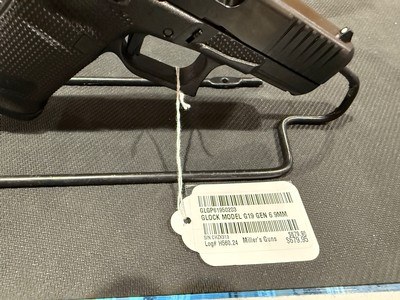 Glock 19 Gen 6 - Image 3 of 4