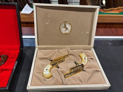 USED Colt #4 Derringer Lord and Lady pistol set - NEVER FIRED - Consignment - Image 3 of 9