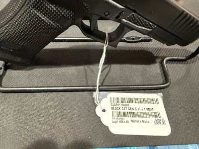 Glock 17 Gen 6 - Image 3 of 4