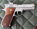 Smith and Wesson Model 639 - 2 of 9