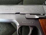 Smith and Wesson Model 639 - 4 of 9
