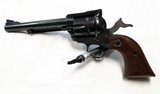 RUGER BLACKHAWK SINGLE ACTION 6 SHOOTER CHAMBERED IN 357 MAGNUM EXCELLENT CONDITION - 3 of 4