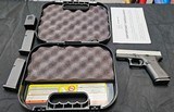 GLOCK 43X LIPSEY EXCLUSIVE WITH TRIJICON SIGHTS: TAKE AN LOOK!!! NIB - 3 of 7