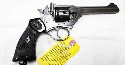 WEBLEY MARK IV 38 ENGLISH CALIBER REVOLVER COMPLETE WITH BELT AND HOLSTER VERY NICE!