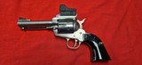 RUGER BLACKHAWK 357 MAGNUM REVOLVER WITHFIREFIELD RED DOT - Image 3 of 3