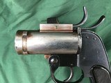 WW II U.S. Eureka Vacuum Cleaner Company AN-M8 Flare Pistol - 8 of 14
