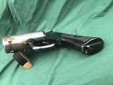 WW II U.S. Eureka Vacuum Cleaner Company AN-M8 Flare Pistol - 9 of 14