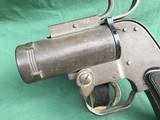 Original U.S. WWII 37mm M8 Pyrotechnic Signal Flare Pistol by SWC - 2 of 13