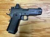 NIGHTHAWK CUSTOM, SHADOWHAWK Commander 2011 Double Stack/IOS, 9mm - 1 of 8