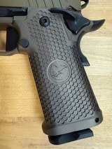 NIGHTHAWK CUSTOM, SAND HAWK 2011 IOS DOUBLE STACK, 9 mm - 7 of 9