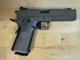 NIGHTHAWK CUSTOM, SAND HAWK 2011 IOS DOUBLE STACK, 9 mm - 1 of 9