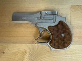 HIGH STANDARD, DERRINGER DM-101, .22 MAGNUM - 2 of 5