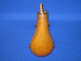 AN EARLY & VERY SCARCE U.S. CIVIL WAR POWDER FLASK FOR A .36 CALIBER COLT FIRST MODEL 1855 REVOLVING RIFLE, 1855 REVOLVING CARBINE, OR A COLT CUT FOR - 4 of 10