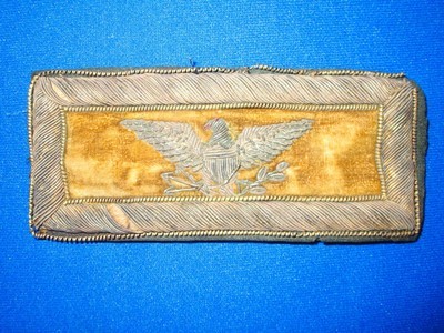 Early & Rare Original Pair U.S. Civil War Colonel's Yellow Background Wide Cavalry Straps - Image 4 of 5