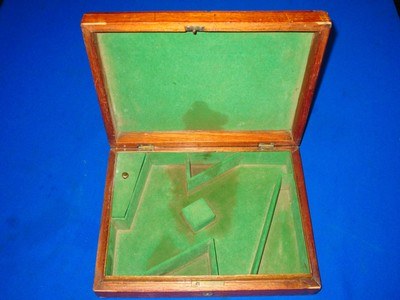 An Early Original Case For A Pair Of Flintlock Pistols - Image 1 of 5