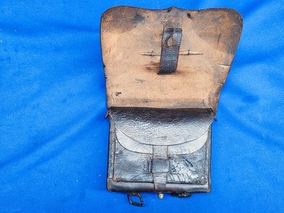 U.S. Civil War Issued Model 1858 Cartridge Box with Its Original - Image 4 of 5