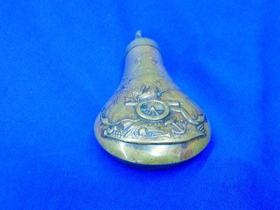 Double Sided Civil War Original Powder Flask for a Navy or Army Revolver - Image 5 of 5